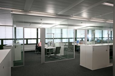 AOK Ulm - Glaskabinen OG.jpg