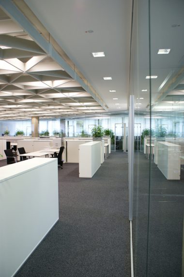 AOK Ulm - Großraumbüro OG.jpg