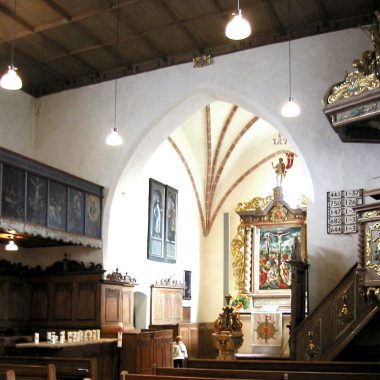 Kirche Jungingen Innen 1.jpg