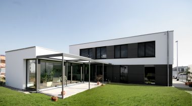 Maurer Architekten Ansicht Garten.jpg
